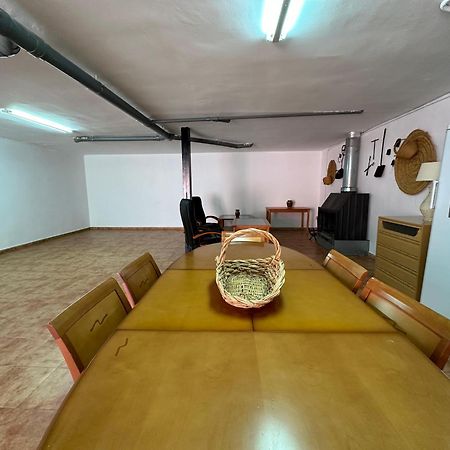 Willa Casa Grande De Tres Plantas Con Parking Gratis Linares  Zewnętrze zdjęcie