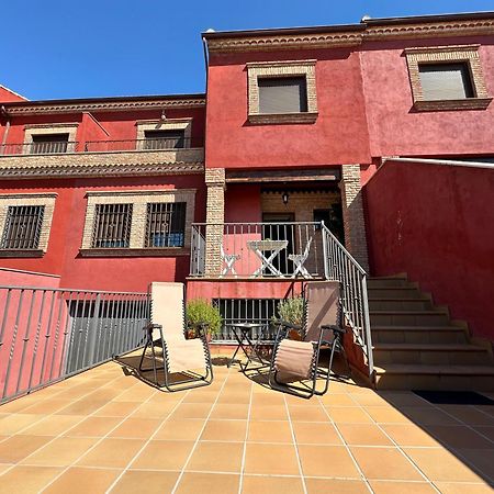 Willa Casa Grande De Tres Plantas Con Parking Gratis Linares  Zewnętrze zdjęcie