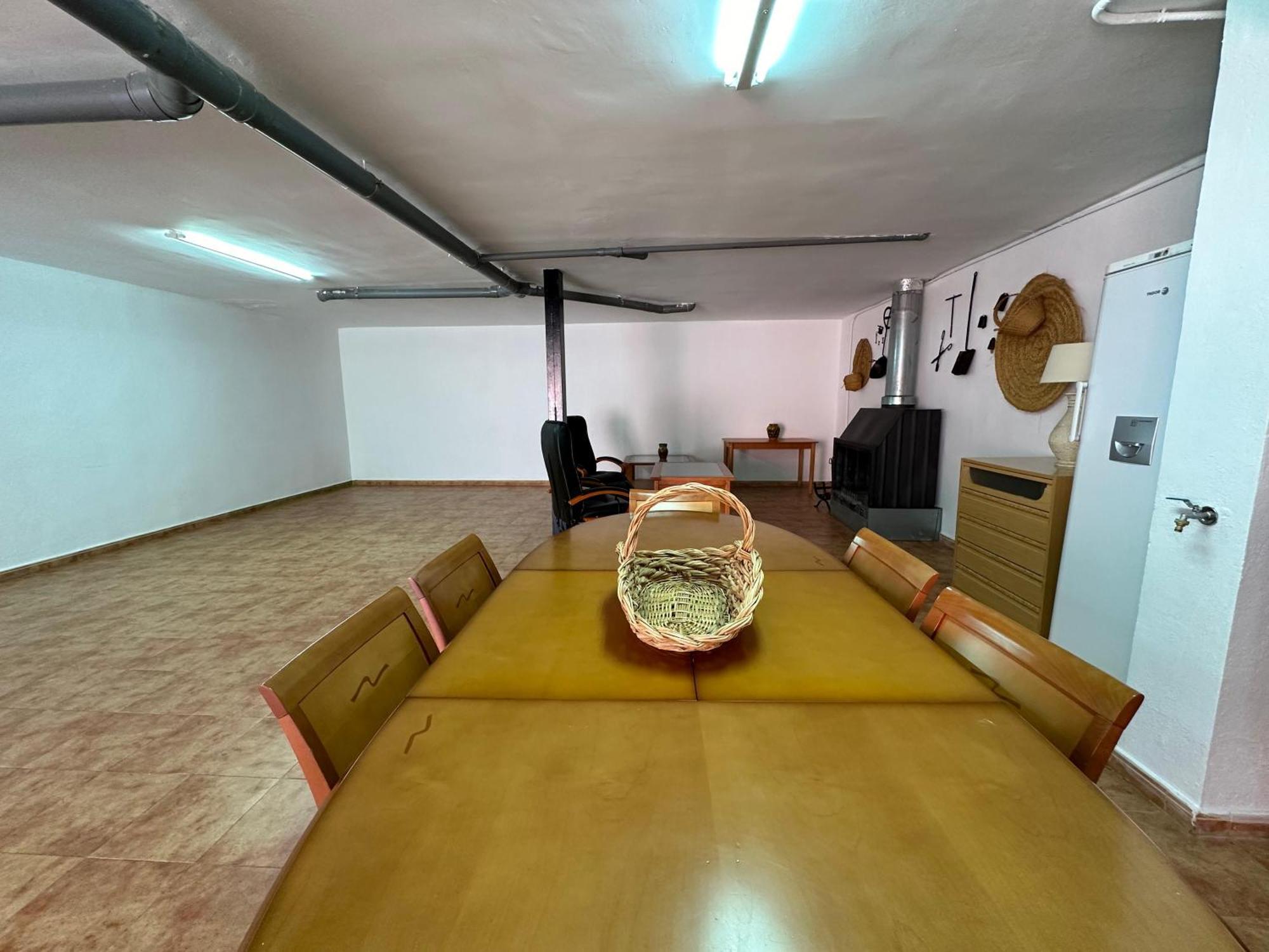 Willa Casa Grande De Tres Plantas Con Parking Gratis Linares  Zewnętrze zdjęcie