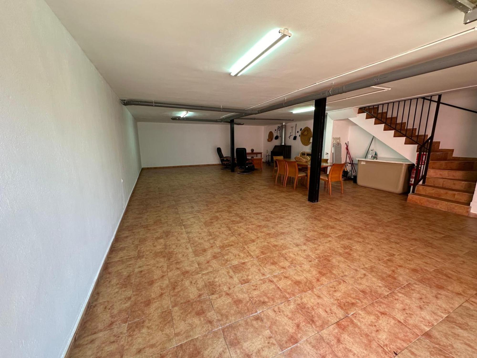 Willa Casa Grande De Tres Plantas Con Parking Gratis Linares  Zewnętrze zdjęcie