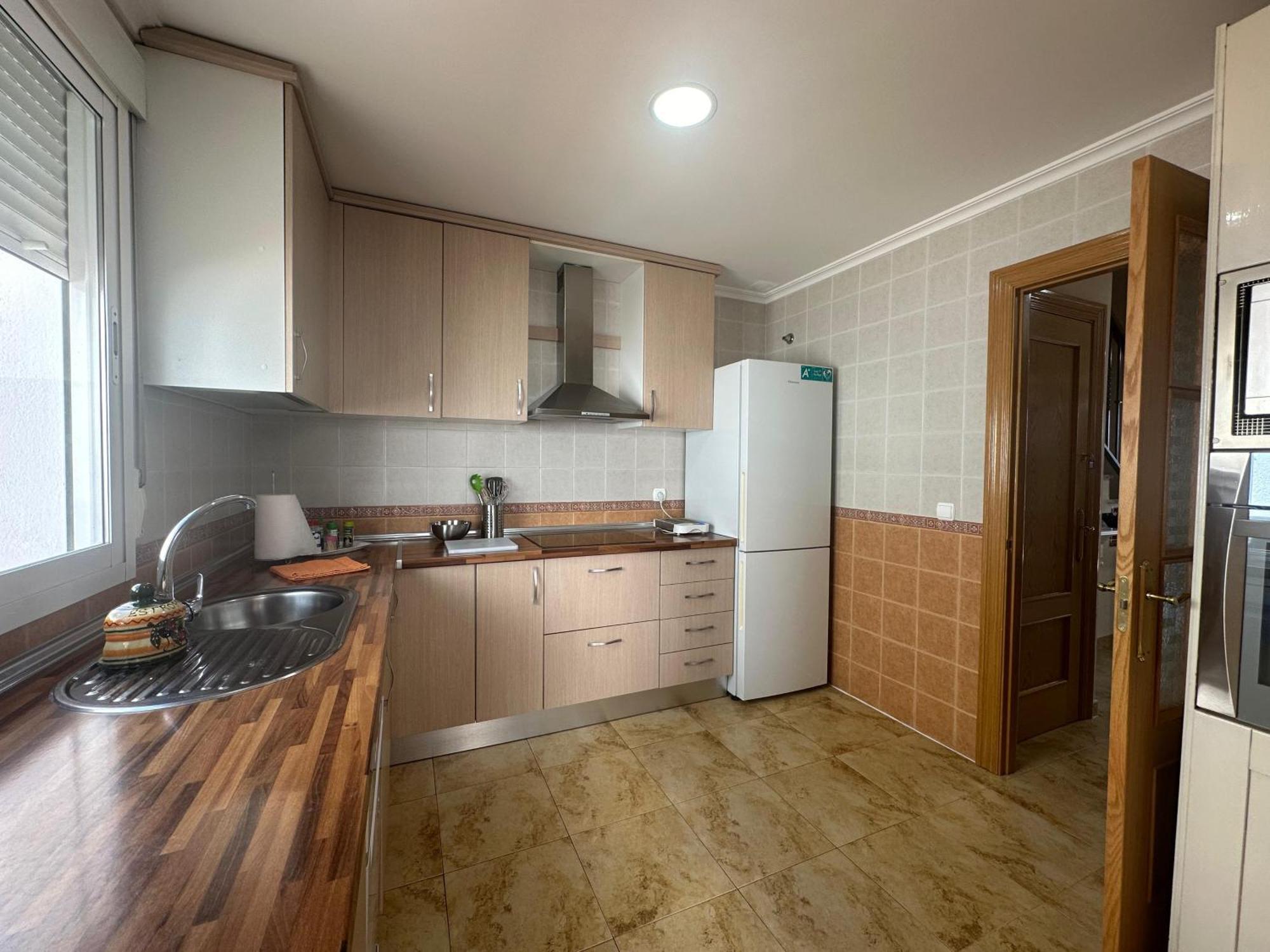 Willa Casa Grande De Tres Plantas Con Parking Gratis Linares  Zewnętrze zdjęcie